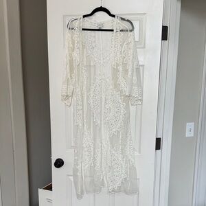Elegant White Lace Kimono